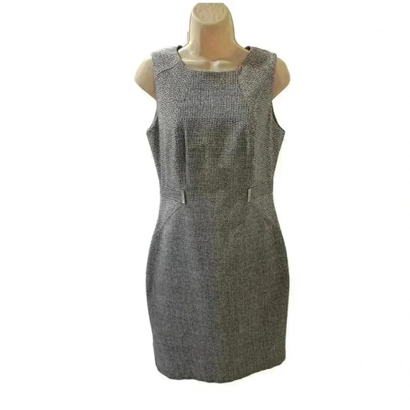 - Calvin Klein Gray Checked Sheath Dress,  Size 6.‌‌‌‌ Pre-Owned. - Picture 1 of 5